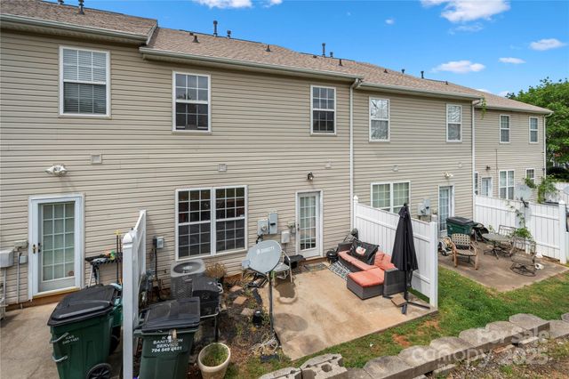 5310 Glenlea Walk Lane, Charlotte, NC 28216