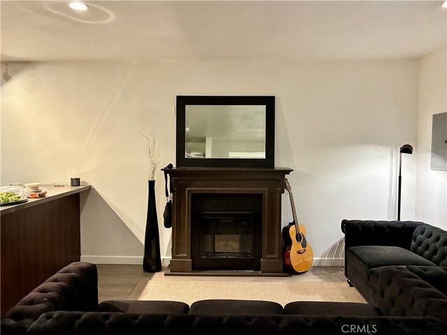 20422 20424 Schoenborn, Winnetka, CA 91306