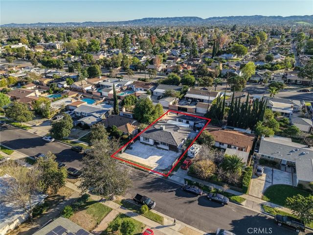 20422 20424 Schoenborn, Winnetka, CA 91306