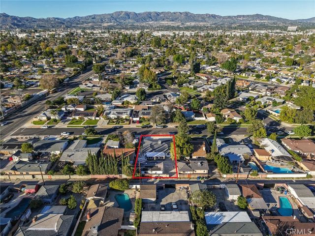 20422 20424 Schoenborn, Winnetka, CA 91306