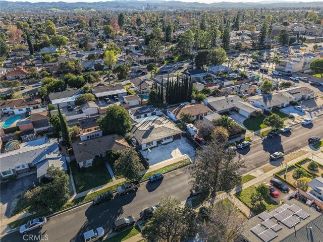 20422 20424 Schoenborn, Winnetka, CA 91306