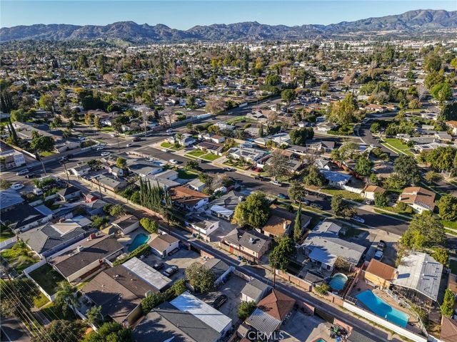 20422 20424 Schoenborn, Winnetka, CA 91306