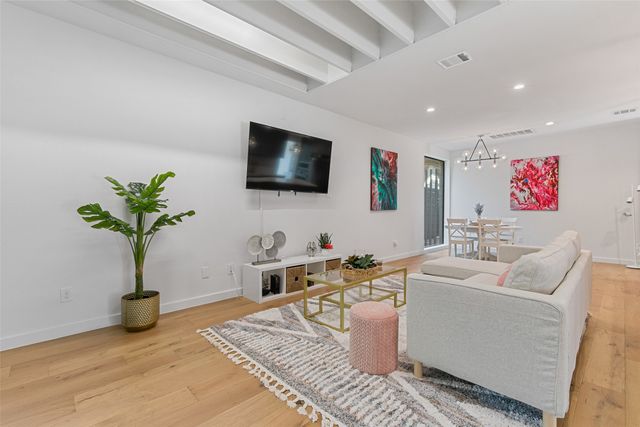 4303 Roseland Avenue, Dallas, TX 75204