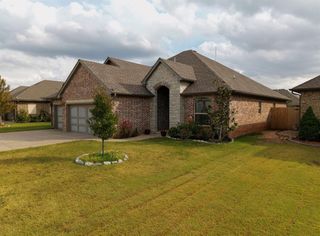 1812 NE 26th Street, Moore, OK 73160