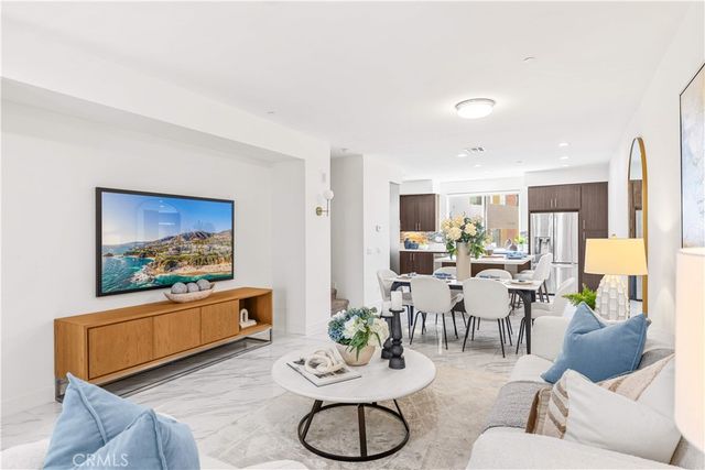 248 Rockefeller, Irvine, CA 92612