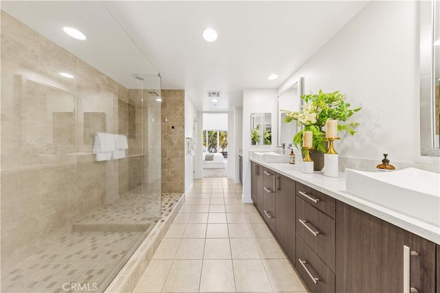 248 Rockefeller, Irvine, CA 92612