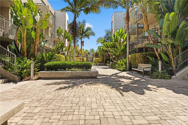 248 Rockefeller, Irvine, CA 92612