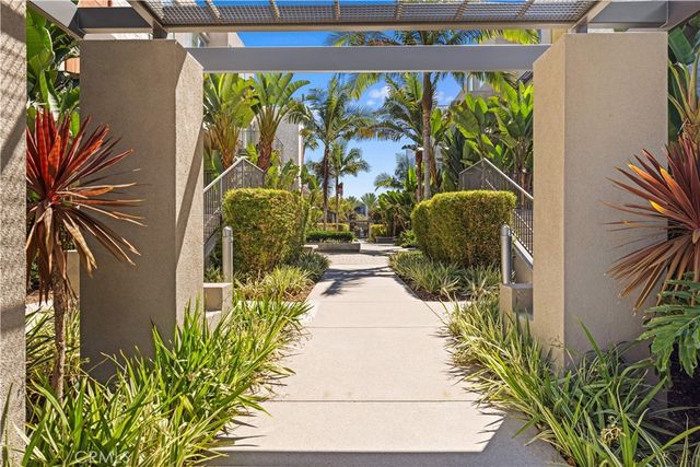 248 Rockefeller, Irvine, CA 92612