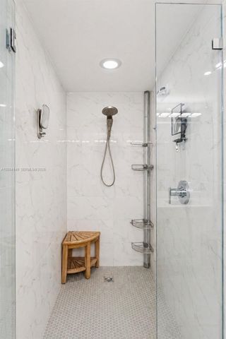 16385 Biscayne Blvd 3001, North Miami Beach, FL 33160