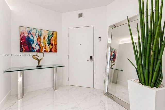 16385 Biscayne Blvd 3001, North Miami Beach, FL 33160