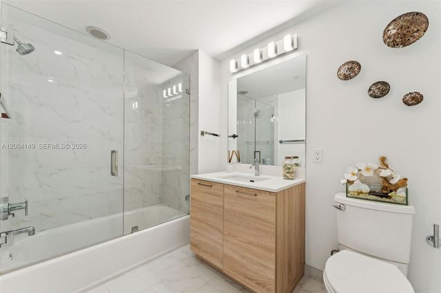 16385 Biscayne Blvd 3001, North Miami Beach, FL 33160