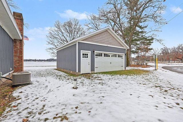 6075 West Street, Twin Lake, MI 49457