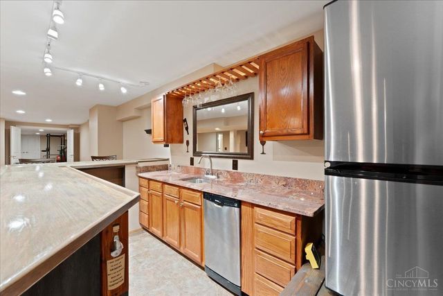 6675 Nicole Lane, Miami Twp, OH 45140