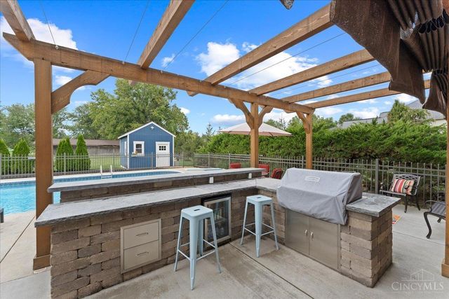 6675 Nicole Lane, Miami Twp, OH 45140