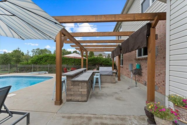 6675 Nicole Lane, Miami Twp, OH 45140