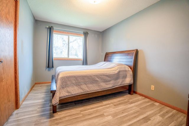 608 27th Avenue SW, Willmar, MN 56201