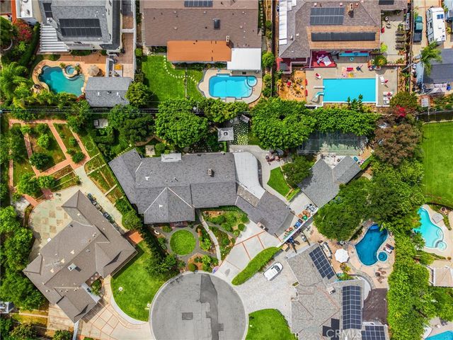 419 E Sunny Hills Road, Fullerton, CA 92835