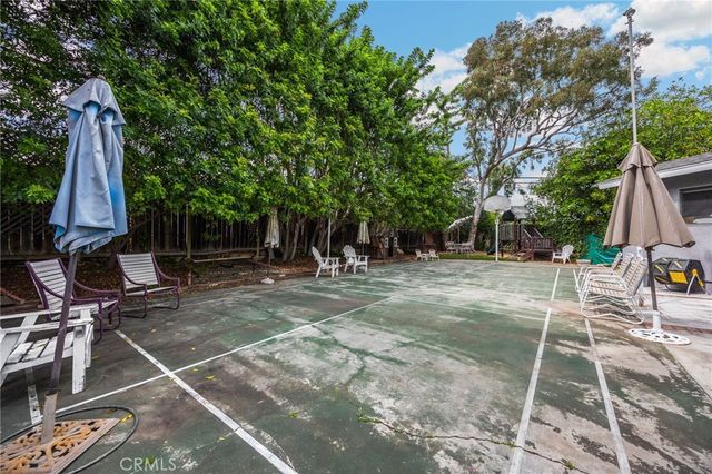 419 E Sunny Hills Road, Fullerton, CA 92835