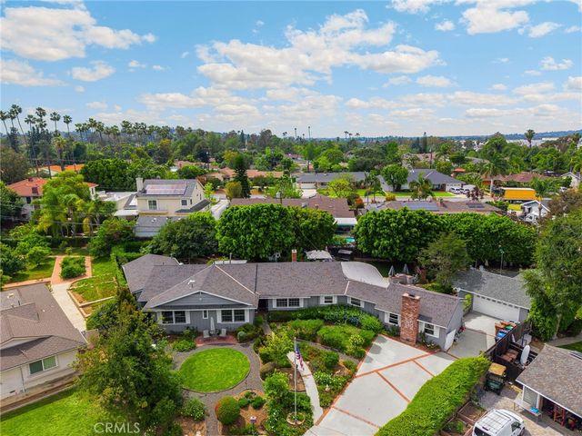 419 E Sunny Hills Road, Fullerton, CA 92835