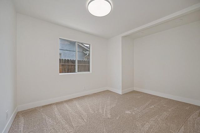 2450 Floradale Way, Lincoln, CA 95648