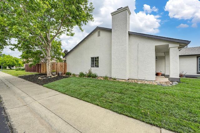 2450 Floradale Way, Lincoln, CA 95648