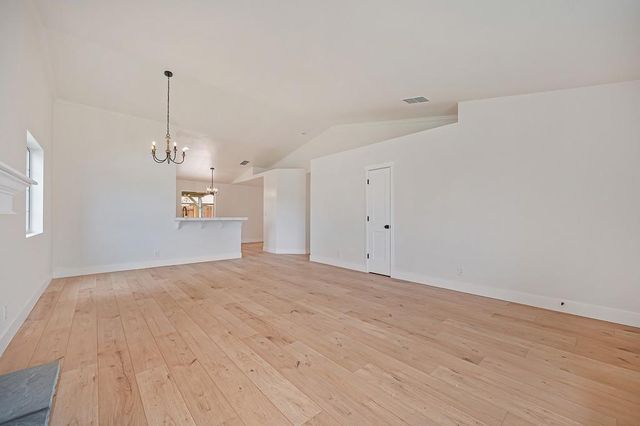 2450 Floradale Way, Lincoln, CA 95648