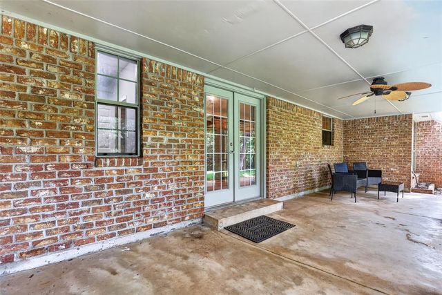 1690 Deerwood Trail, Edmond, OK 73034