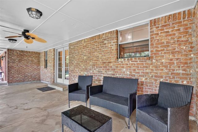 1690 Deerwood Trail, Edmond, OK 73034