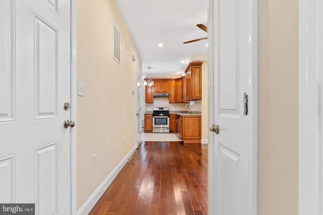 1819 CHRISTIAN ST, Philadelphia, PA 19146