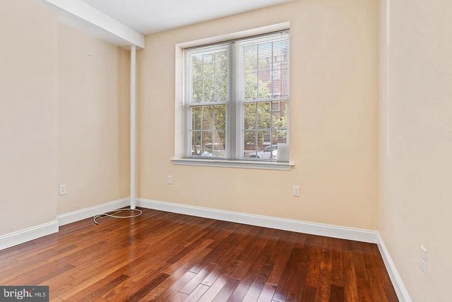 1819 CHRISTIAN ST, Philadelphia, PA 19146