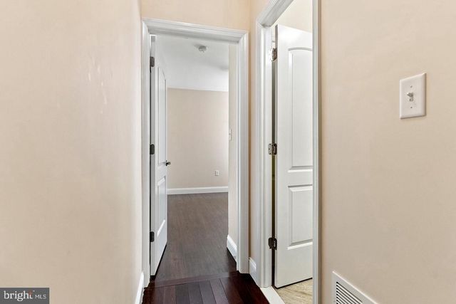 1819 CHRISTIAN ST, Philadelphia, PA 19146