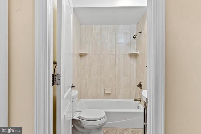 1819 CHRISTIAN ST, Philadelphia, PA 19146