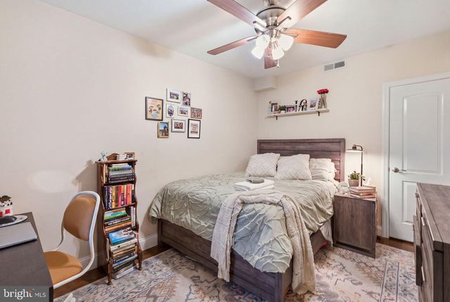 1819 CHRISTIAN ST, Philadelphia, PA 19146