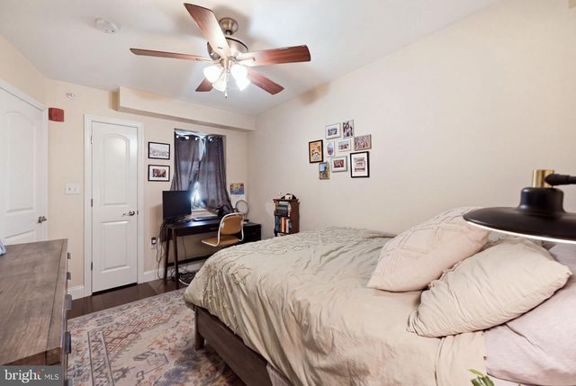 1819 CHRISTIAN ST, Philadelphia, PA 19146