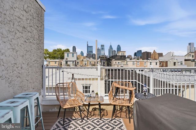 1819 CHRISTIAN ST, Philadelphia, PA 19146