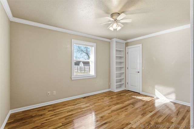 8512 E 121st Street S, Bixby, OK 74008