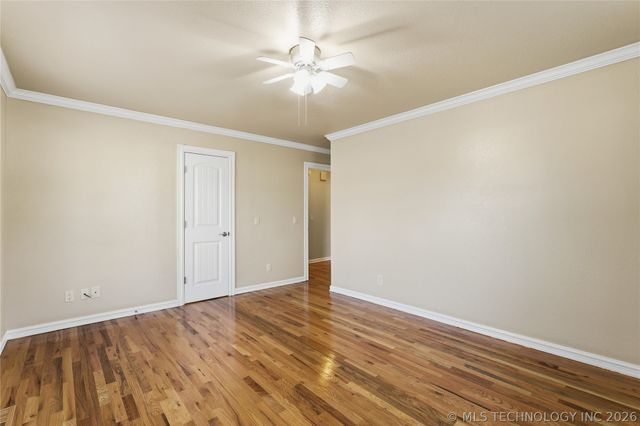 8512 E 121st Street S, Bixby, OK 74008