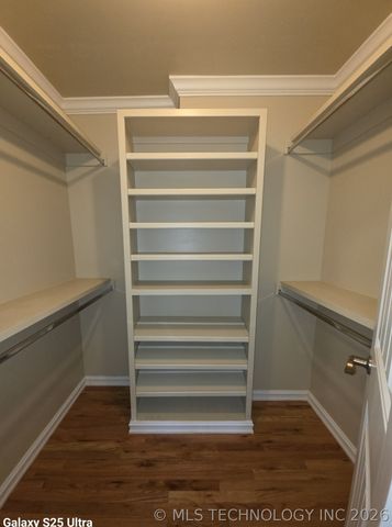 8512 E 121st Street S, Bixby, OK 74008