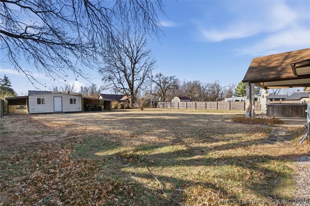 8512 E 121st Street S, Bixby, OK 74008