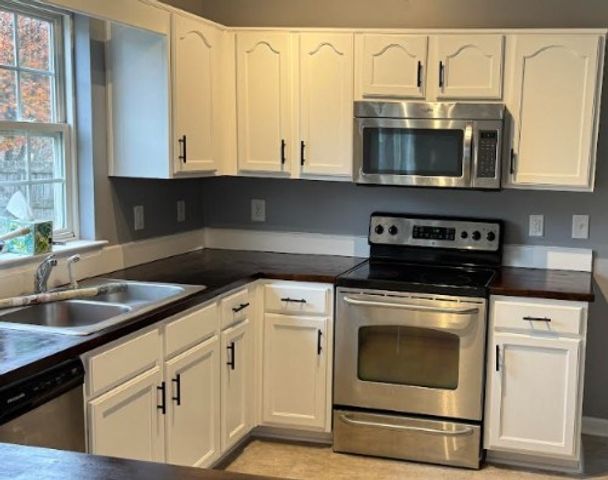 2320 Hockett Dr, Nashville, TN 37218