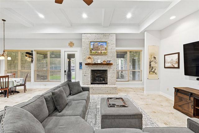 140 Winchester RD, Bastrop, TX 78602