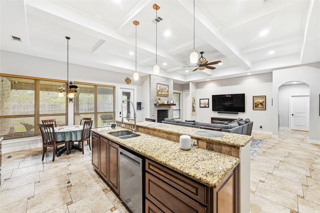 140 Winchester RD, Bastrop, TX 78602