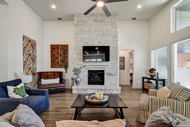 422 Corwin, Cibolo, TX 78108