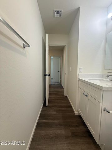 4037 S 12th Street 205, Phoenix, AZ 85040