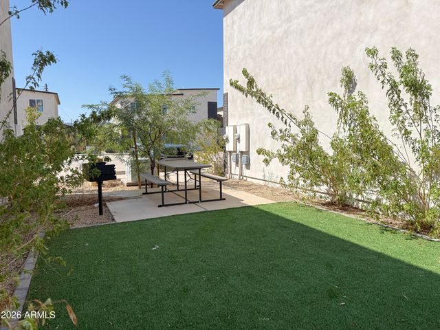 4037 S 12th Street 205, Phoenix, AZ 85040