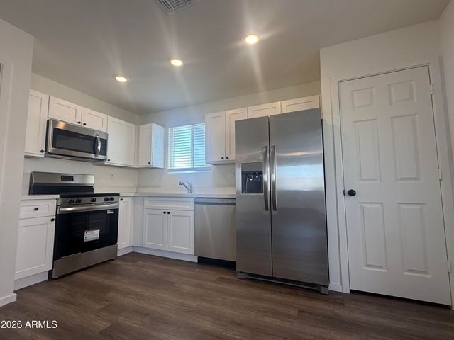 4037 S 12th Street 205, Phoenix, AZ 85040