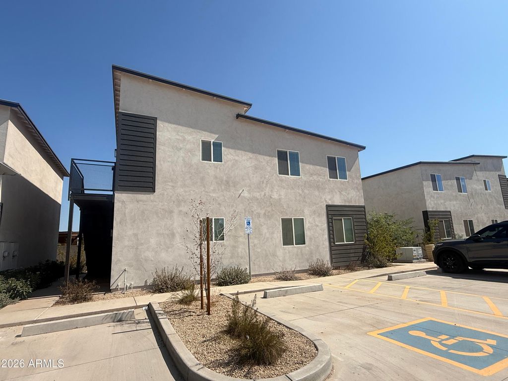 4037 S 12th Street 205, Phoenix, AZ 85040