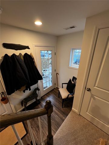 315 Parade St, Cranberry Twp, PA 16066