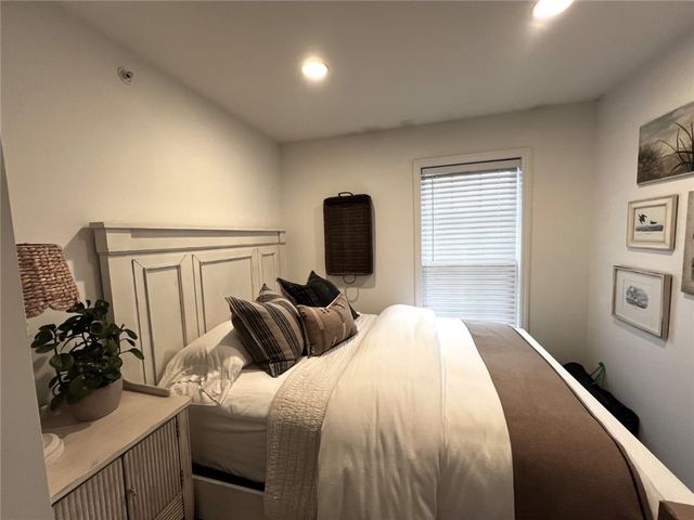 315 Parade St, Cranberry Twp, PA 16066