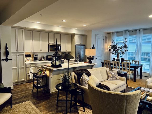 315 Parade St, Cranberry Twp, PA 16066